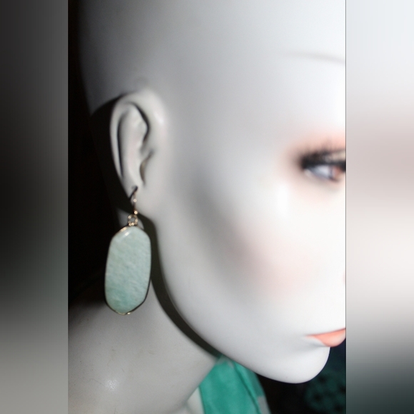 Vintage Style Hat, Earrings, & Beautiful Illuminating Scarf/Wrap☆SCARF GLOWS - Picture 3 of 14